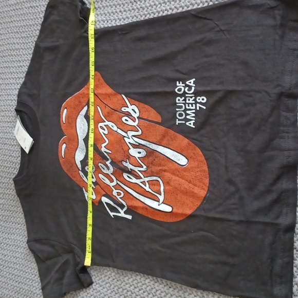 The Rolling Stone NWT t-shirt Small - Picture 6 of 8